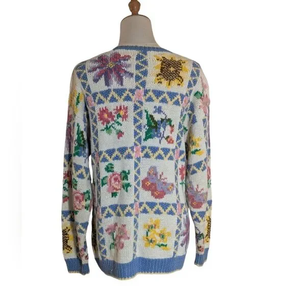 Design Options Vintagrle Patchwork Floral White Grandma Cardigan Sweater - Picture 5 of 6